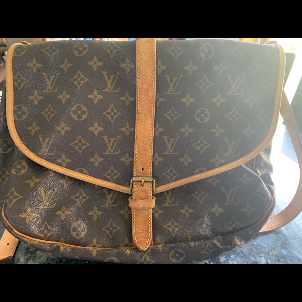 Louis Vuitton messenger bag